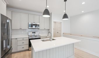 905 W Trace Dr, Polk City, IA 50226