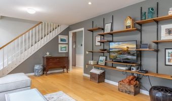 39 Kitteridge Brook Rd, Bar Harbor, ME 04609