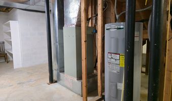 22402 Green Spring Rd, Abingdon, VA 24211