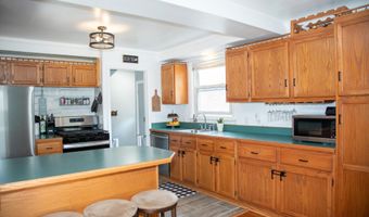 9706 Sterling Ave, Allen Park, MI 48101
