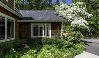1800 Neil Creek Rd, Ashland, OR 97520