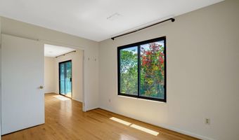 203 W GLENDALE Ave, Alexandria, VA 22301