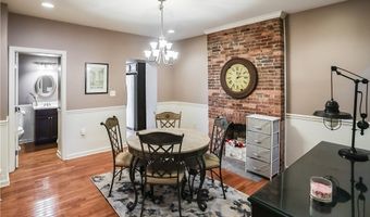 1811 Wharton St, Airville, PA 15203