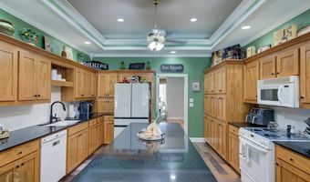 133 Downs Dr, Benton, LA 71006