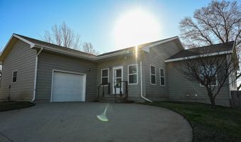 198 W Lake Dr, Arlington, SD 57212
