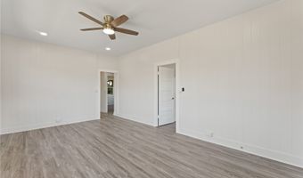 99-42 Kauhale St, Aiea, HI 96701