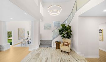 8125 E Oxley Ct, Anaheim, CA 92808