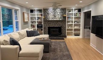 3720 Division Rd, East Greenwich, RI 02818