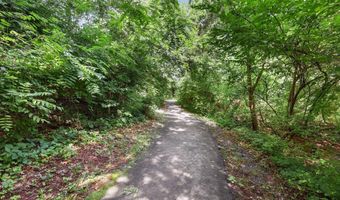 44192 MOSSY BROOK Sq, Ashburn, VA 20147
