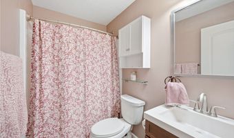 1280 Surfside Cir, Aurora, OH 44202