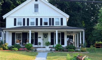 35 High St, Burrillville, RI 02859
