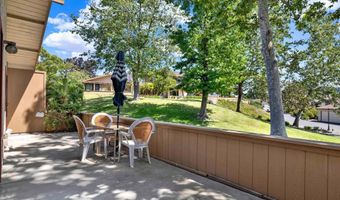 6050 Henderson Dr 16, La Mesa, CA 91942