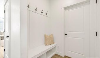 2896 N Curlew Dr, Ammon, ID 83401