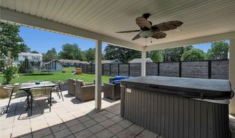 22 Franklin Dr, Angola, NY 14006