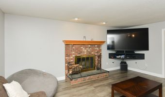 39 Warner St, Bristol, CT 06010