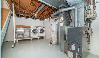 827 Westwood Ave, Ann Arbor, MI 48103