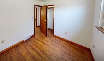 107 Mckenna Dr, Aliquippa, PA 15001