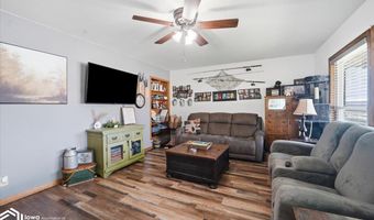 609 West St, Alden, IA 50006