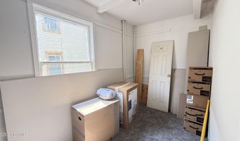 62 Glen Ave, Amsterdam, NY 12010