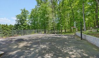 16 Perona Rd, Andover, NJ 07821