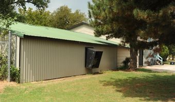 404 SE 7th St, Anadarko, OK 73005