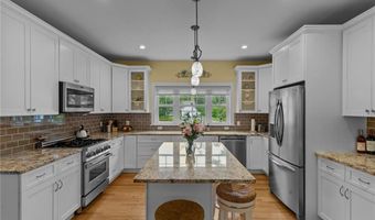 106 White Pines Trl, Charlestown, RI 02813