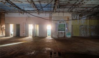 102 Trinity St, Abbeville, SC 29620