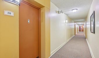 60 S VAN DORN St 210, Alexandria, VA 22304