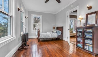 16 7th Ave, Atlantic Highlands, NJ 07716