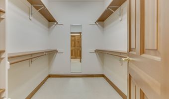 8888 Classic View Dr, Indianapolis, IN 46217