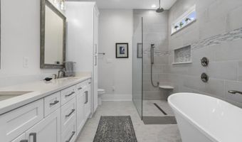 329 Saint George St, Bay St. Louis, MS 39520