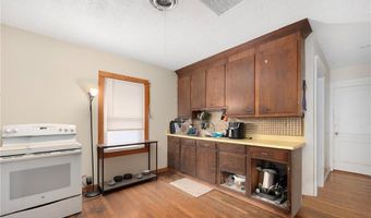 36 Blackamore Ave, Cranston, RI 02910