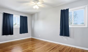 818 RUMPLE Ln, Addison, IL 60101