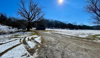 6033 Siemon Rd, Batesville, IN 47006