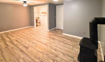 76 Falvey St, Bangor, ME 04401