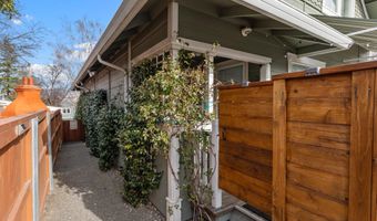 574 E Main St, Ashland, OR 97520