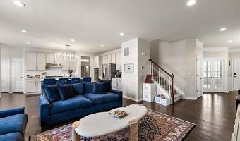 18918 Denali Cir, Northville, MI 48168