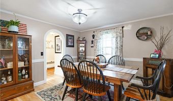 22 Kilburn Ave, Lincoln, RI 02865