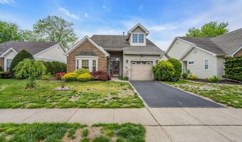 172 Sylvan Lake Blvd, Bayville, NJ 08721
