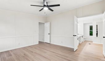 444 Church St, Appomattox, VA 24522