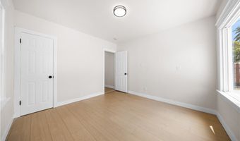 2922 W 73rd St, Los Angeles, CA 90043