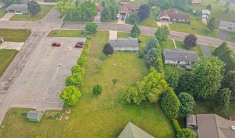 405 W GREENFIELD Ave, Algoma, WI 54201