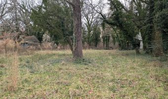 23514 FRONT St, Accomac, VA 23301