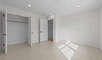 1025 Neely Dr, Asheboro, NC 27205