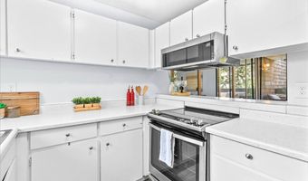 333 Aoloa St 329, Kailua, HI 96734