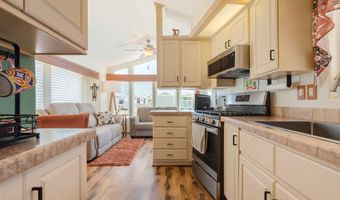 1915 W CASA DEL RIO Dr 7, Benson, AZ 85602
