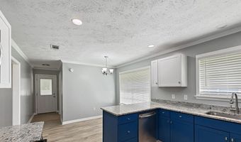 200 Poplar Dr, Brandon, MS 39047