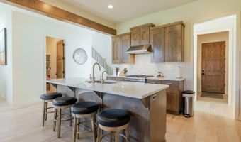 60454 Kangaroo Loop, Bend, OR 97702