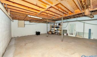 744 4th Ave NW, Arab, AL 35016
