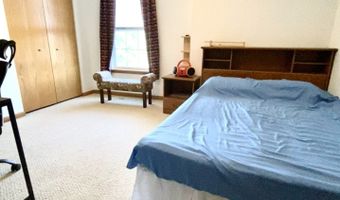 1056 Deertrail Ct, Antioch, IL 60002